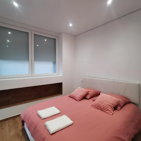 Le Strasbourgeois Moderne & Neuf Voyage En Alsace * Страсбург